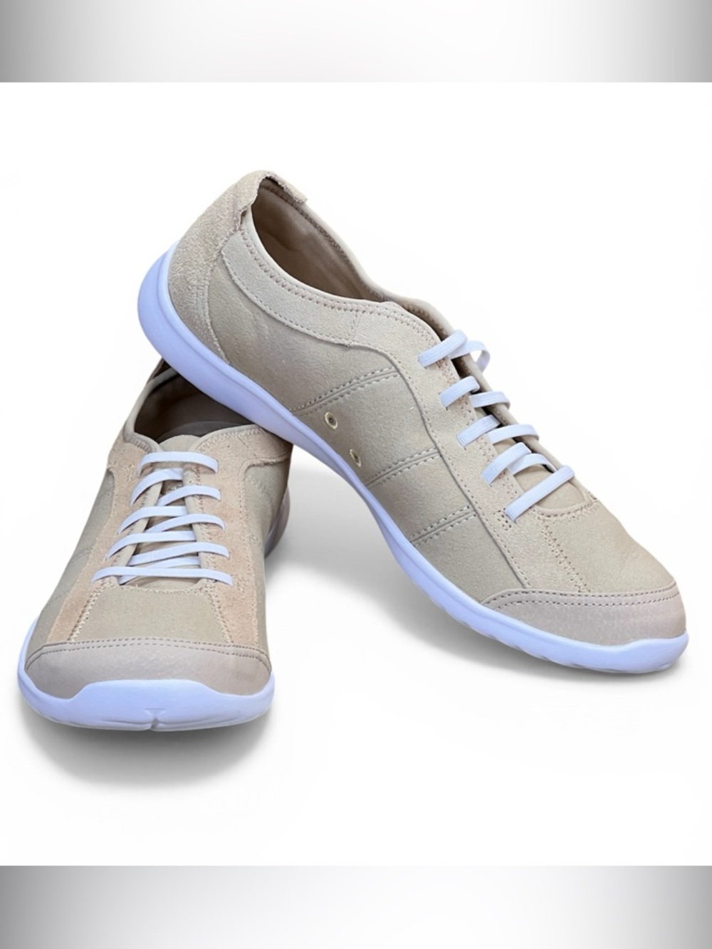 NEW Clarks Charron Twine Beige Slip On Sneakers Womens Size 9.5